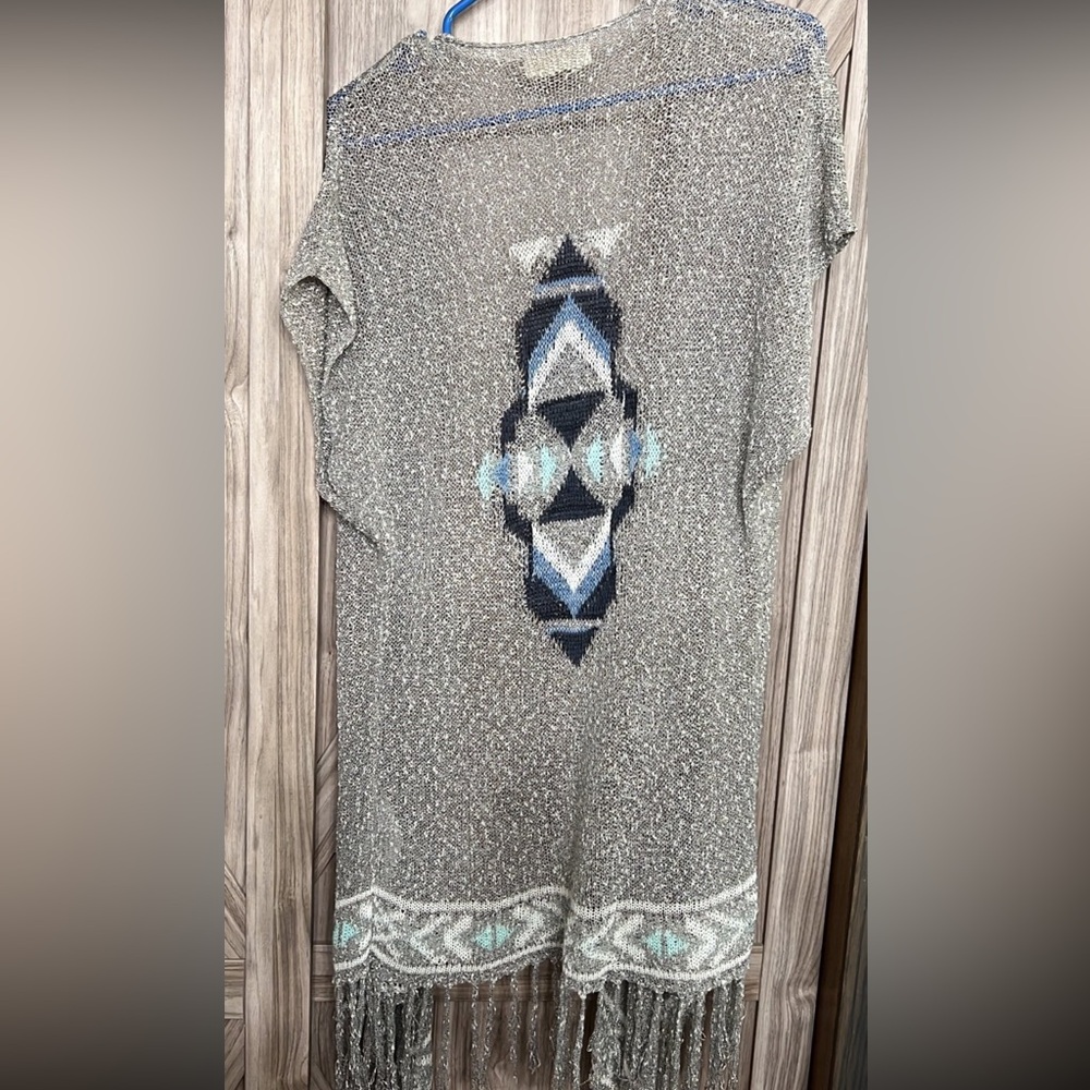 Hollister cardigan one size. Light grey and blue color with fringe